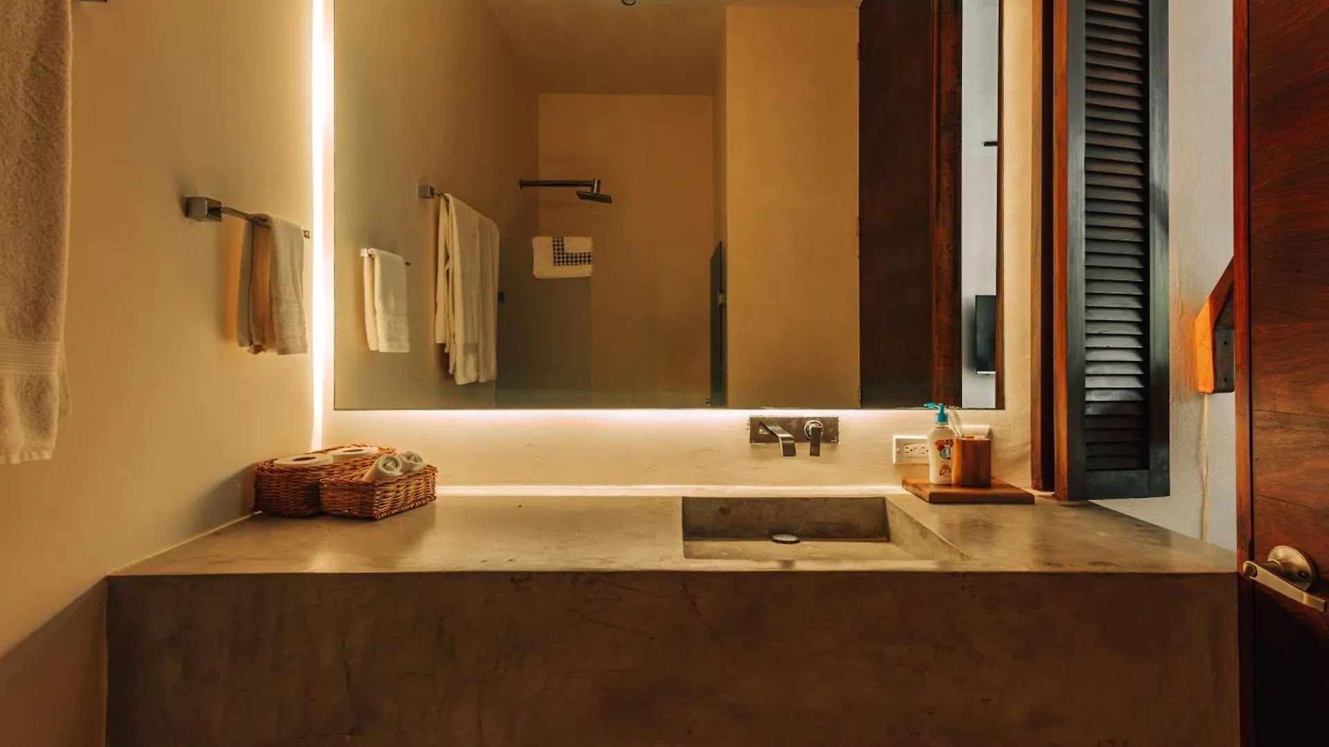 טולום Quiet, Lux, Spacious And Comfy 2Bd 2Bth Condo,Private Pool, Wifi, Ac, 24Hr Security 0*,